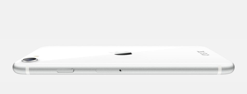 iPhone SE 2. generace byl představen. Apple šel s cenou nečekaně dolů
