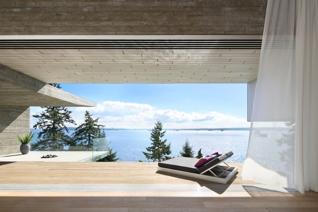 Sunset House: pohled na oceán, když je Kanada zalitá sluncem