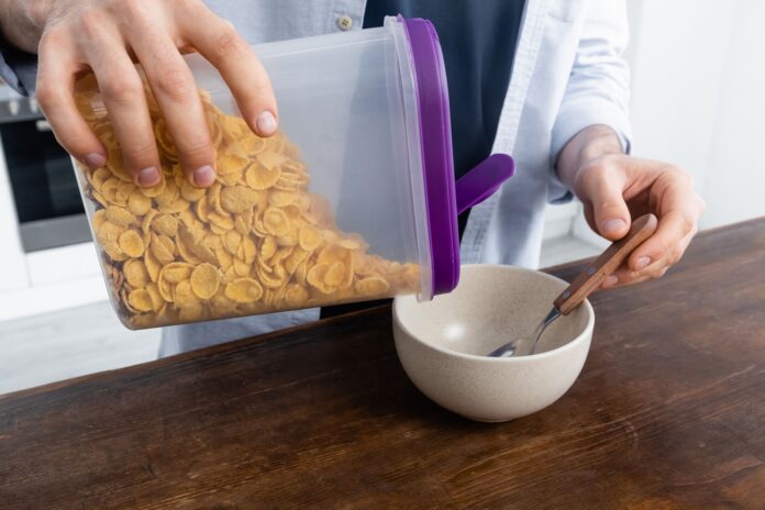 Corn flakes kukuřičné lupínky cereálie zdraví dieta masturbace